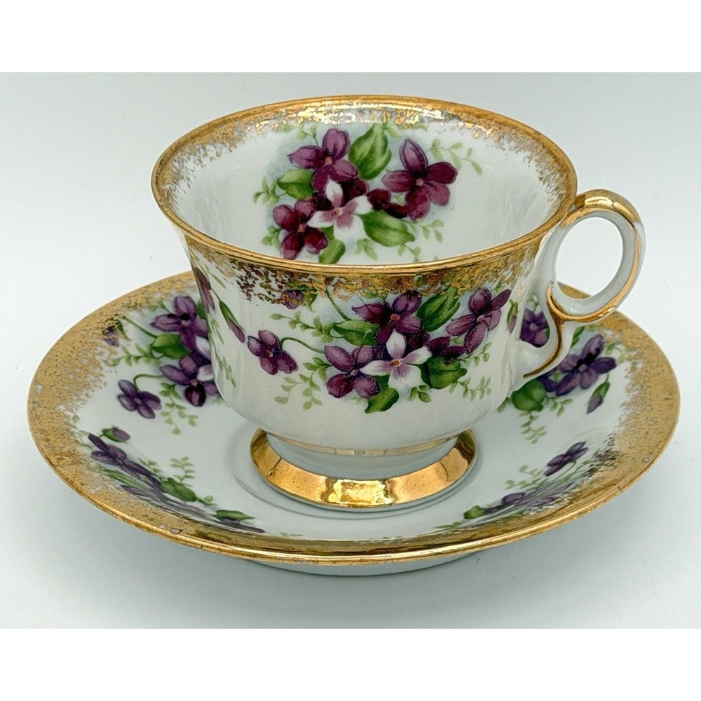 Napco Tea Cup Saucer Set Hand Painted Purple Violets Heavy Gold Gilt SD141 VGC